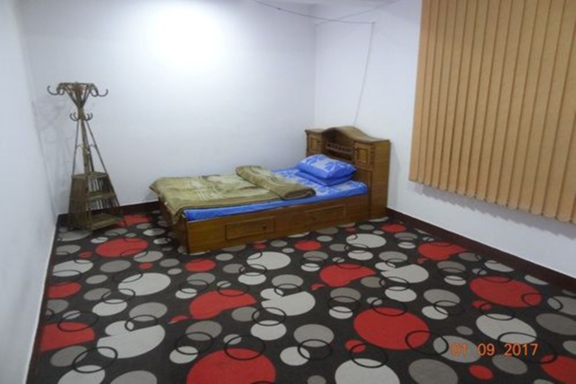 Distinctive Nepal Home Stay กาฐมาณฑุ ภายนอก รูปภาพ